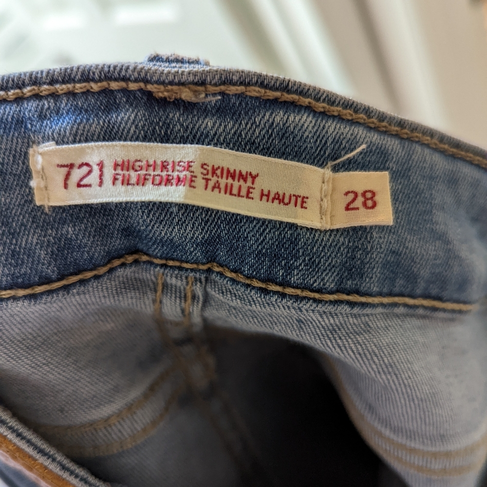 721 Levi skinny jeans